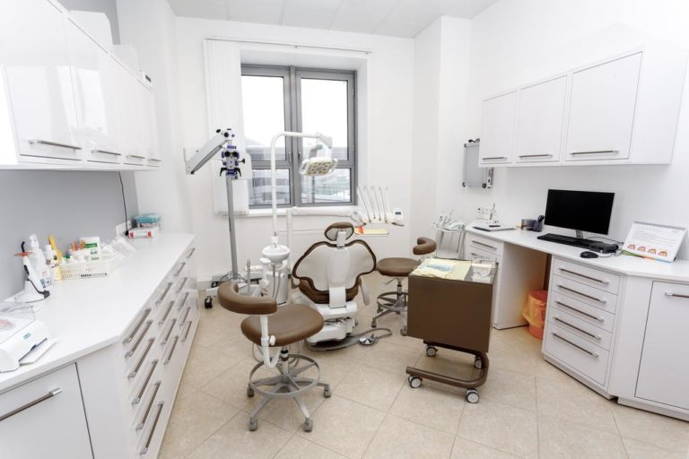 Кабинет стоматолога в клинике Эндостом